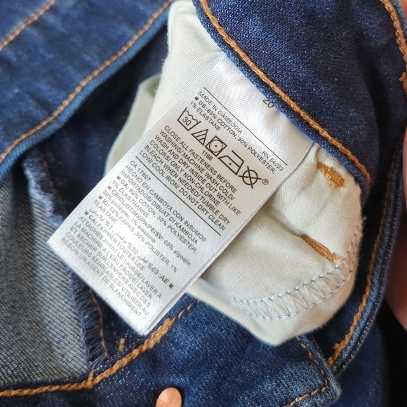 Old Navy High-Rise Super Skinny Dark Wash Jean Size 20 - Picture 2 of 8